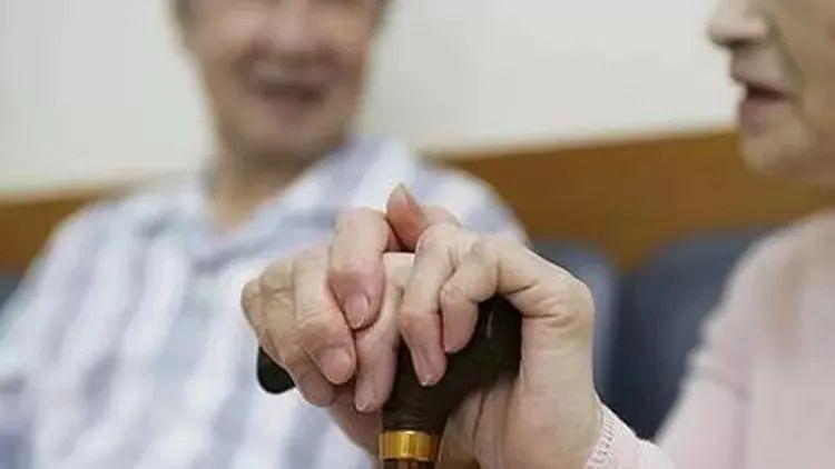 中国本土疫情最早数据与防控之路揭秘
