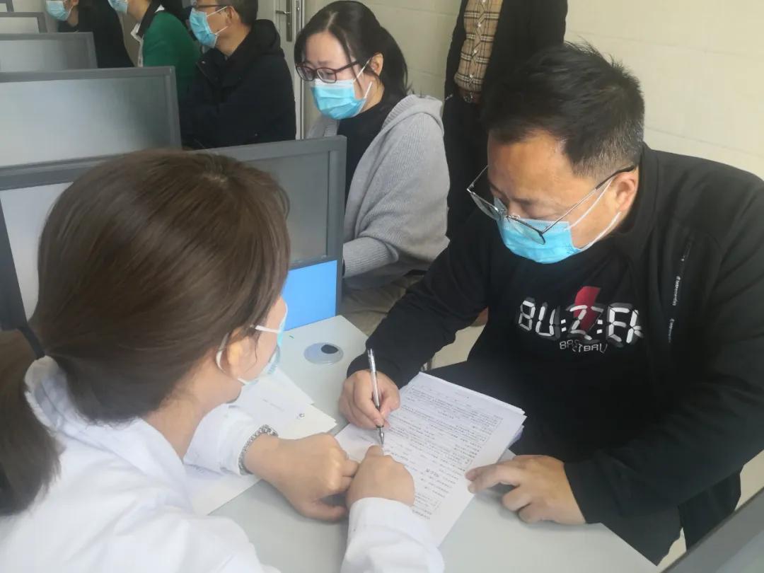 全球新冠溯源监测与早期应对，探寻感染人数最初轨迹