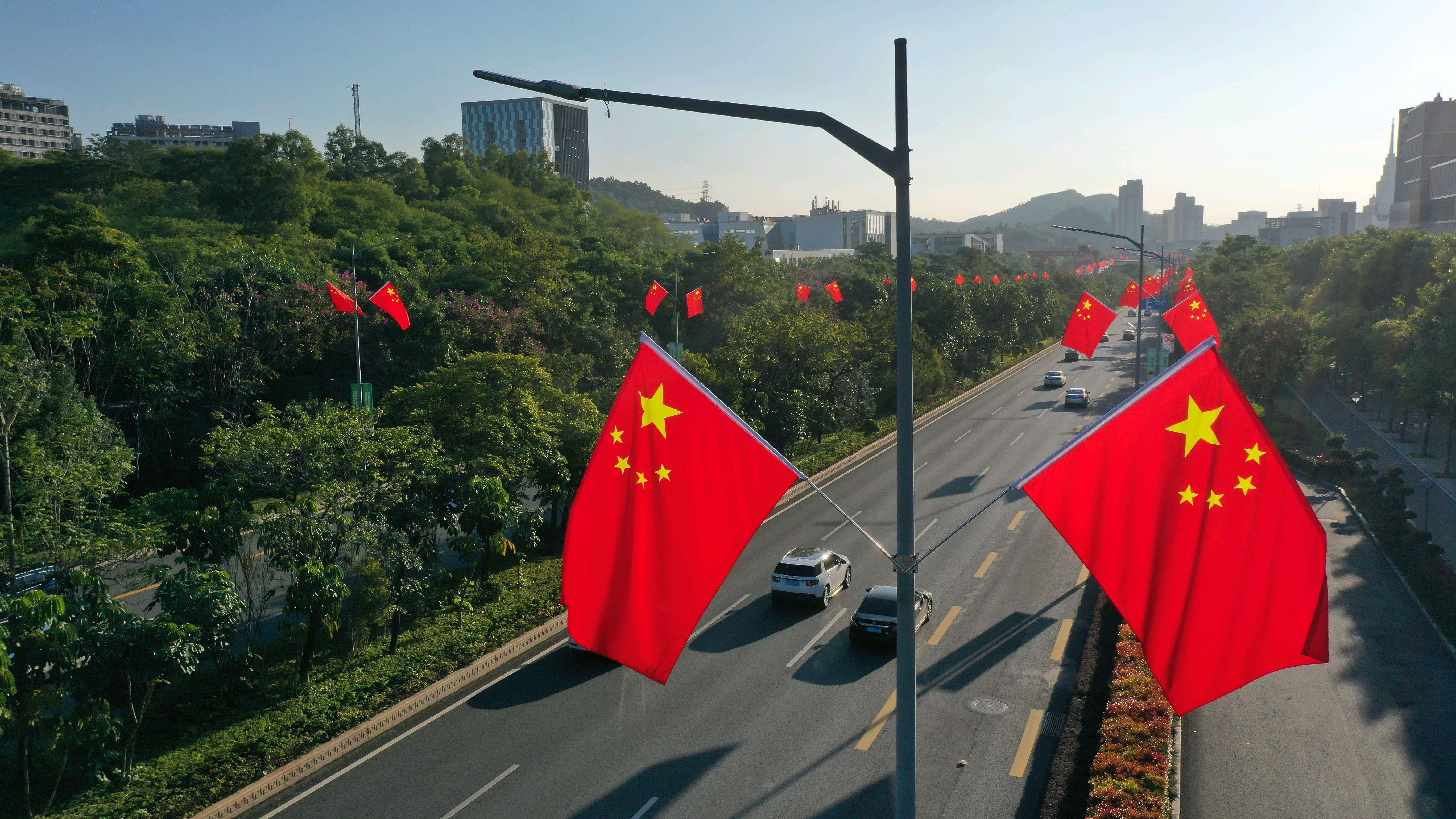 国庆城管局精心筹划，确保节日和谐有序——最早通知保障工作顺利进行
