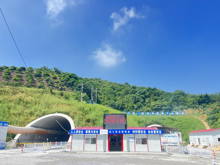 广西隧道早期进展及其历史影响探究